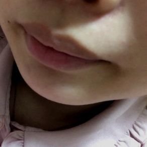 【口/唇/舌フェチ】若い娘の可愛い口をアップで撮影 【口/唇/舌フェチ】若い娘の可愛い口をアップで撮影