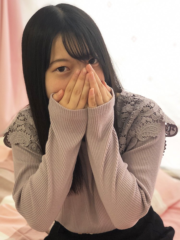 18才乙葉ちゃんがとうとう顔出しに!可愛いお顔を見ながらのハメ撮りって最高〜!! 18才乙葉ちゃんがとうとう顔出しに!可愛いお顔を見ながらのハメ撮りって最高〜!!