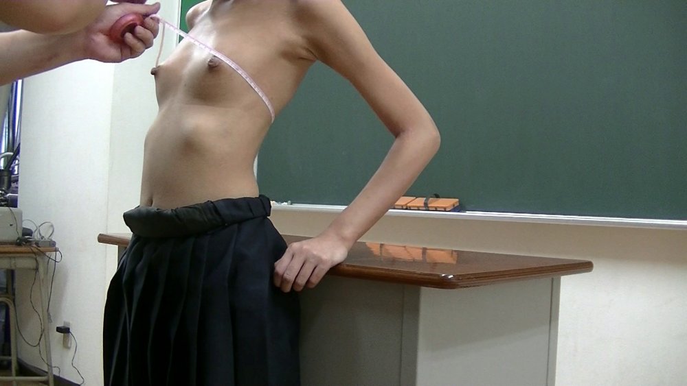 貧乳いじめ 貧乳いじめ
