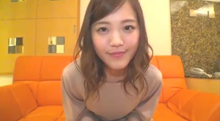 清楚系の19歳専門学校生が彼氏がいるのに美乳を揺らして緊張の初ハメ撮り 清楚系の19歳専門学校生が彼氏がいるのに美乳を揺らして緊張の初ハメ撮り