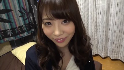 美人でスレンダーな22歳バスガイドが初ハメ撮りで悶絶 美人でスレンダーな22歳バスガイドが初ハメ撮りで悶絶